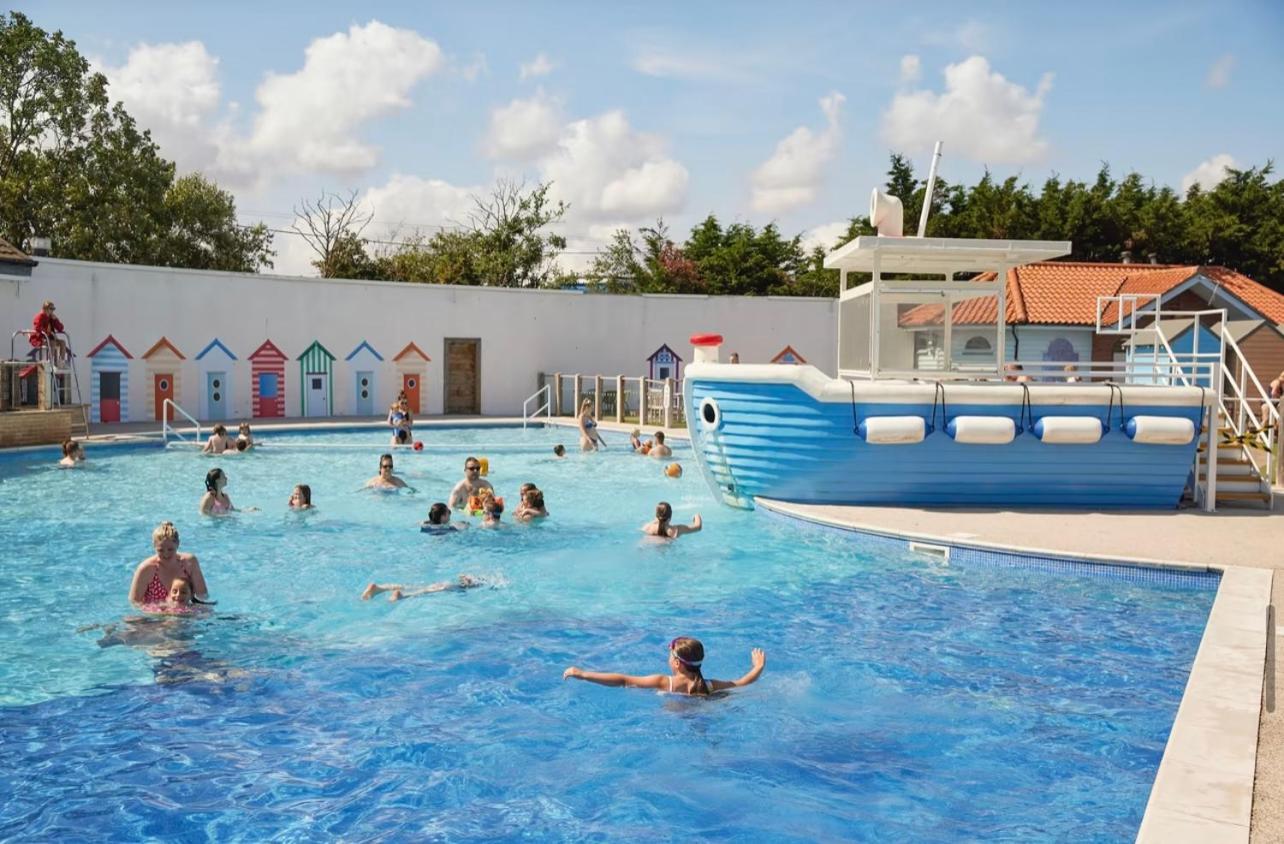 Brand New Modern Holiday Home - Haven The Orchards Holiday Park Saint Osyth Exteriör bild